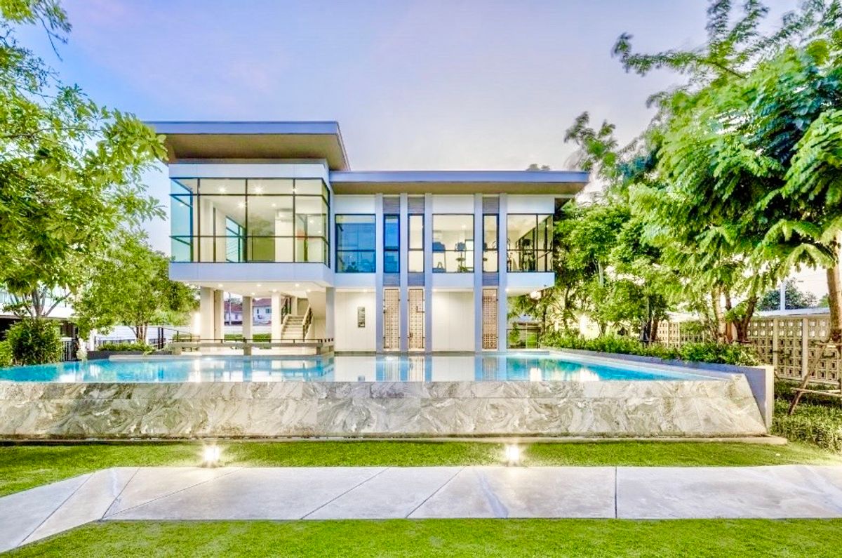 ขายทาวน์โฮมพัฒนาการ ศรีนครินทร์ : 🌟𝐒𝐔𝐏𝐄𝐑 𝐃𝐄𝐀𝐋🌟 𝐔𝐧𝐢𝐨 𝐓𝐨𝐰𝐧 ศรีนครินทร์ - บางนา ทาวน์โฮมทำเลดี 𝟐𝟎.𝟗 ตร.วา เริ่ม 𝟯.𝟮𝟰 ลบ.*📱𝟎𝟔𝟐-𝟓𝟐𝟔-𝟔𝟓𝟗𝟎