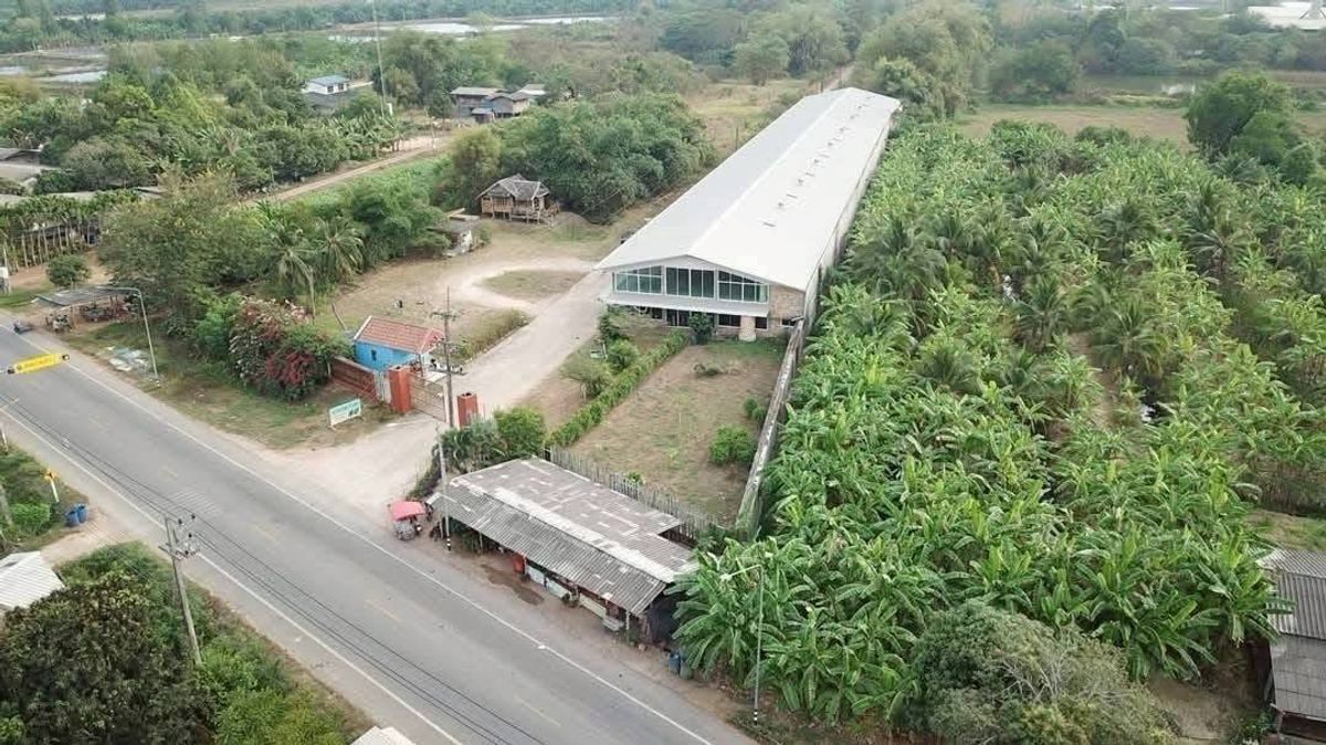 For SaleLandRayong : Land for Sale: located Klang Rayong land size 1,167 Rai 2 Ngan 55 Sq.W. Selling price 300,000 THB per Rai Total Price: 350,100,000 THB (Total area: 467,820 Sq.M.)