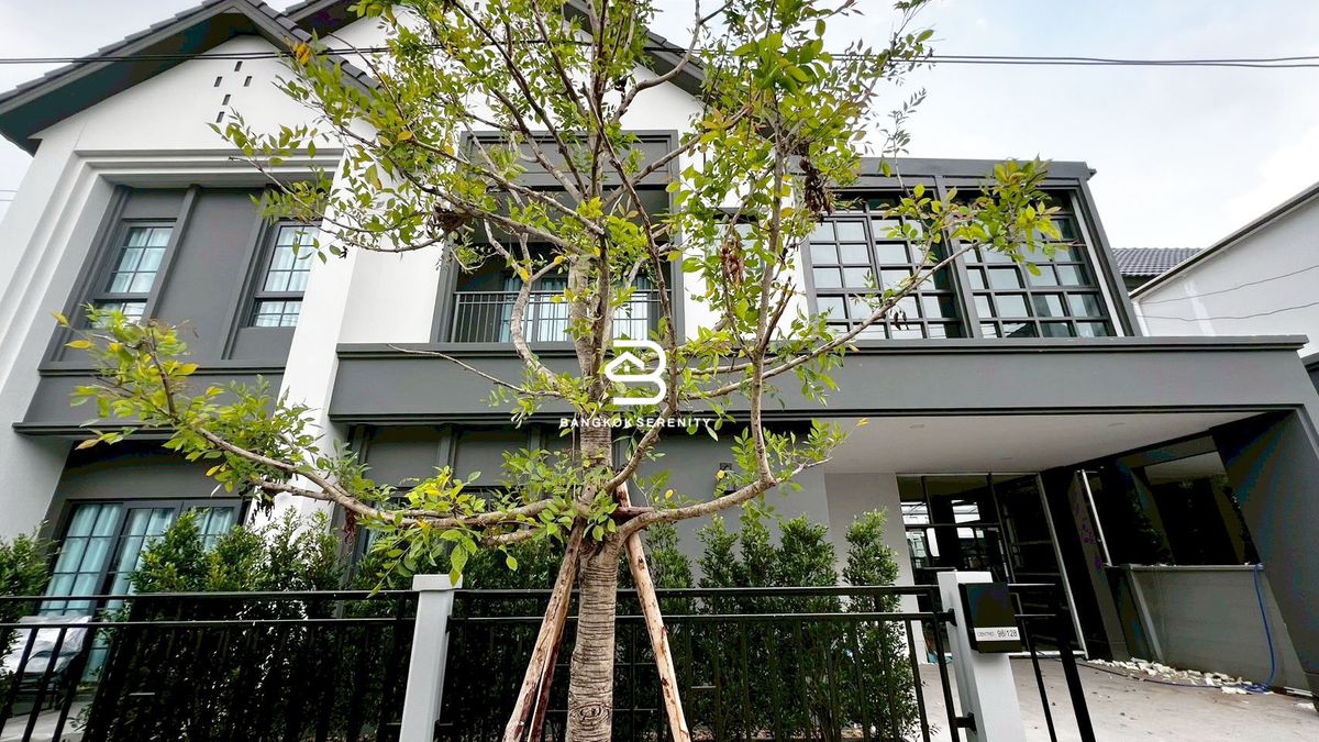 ให้เช่าบ้านบางนา แบริ่ง ลาซาล : Centro Banga new project for rent
