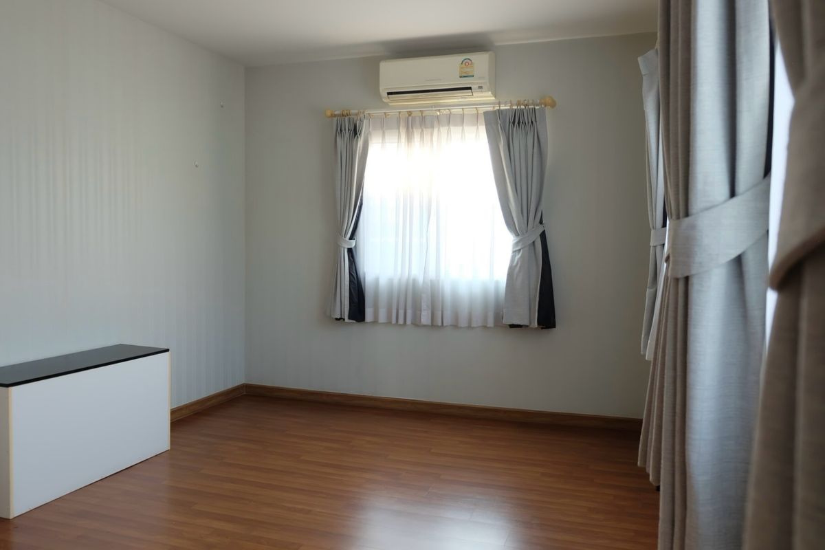 For SaleHouseLadkrabang, Suwannaphum Airport : The Platon Rama 9 - Ring 1 /3 Bedrooms (Sale), The Plant Rama 9 - Wongwaen 1 /3 Bedrooms (For Sale) AA350