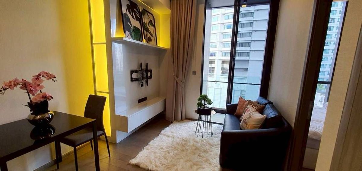 ให้เช่าคอนโดสุขุมวิท อโศก ทองหล่อ : Condo for Rent Celes Asoke (Rt-01)