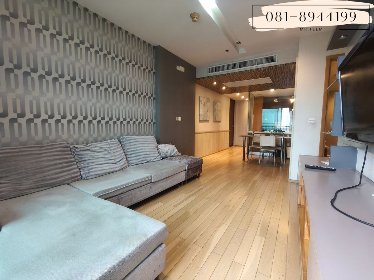 For RentCondoSukhumvit, Asoke, Thonglor : 🏙️ Your Ultimate Urban Lifestyle Awaits! Spacious 2-Bed Condo for Rent at Siri at Sukhumvit, Steps from BTS Thong Lo.