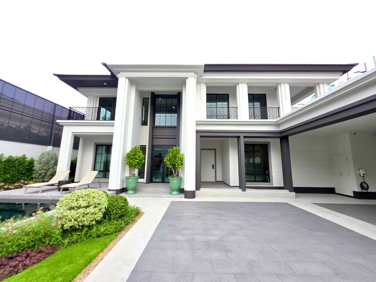 ขายบ้านสมุทรปราการ สำโรง : Else Bearing 32: 191.5sqwah 509.4sqm. 4bed 5bath + maid 52,000,000 Am: 0656199198