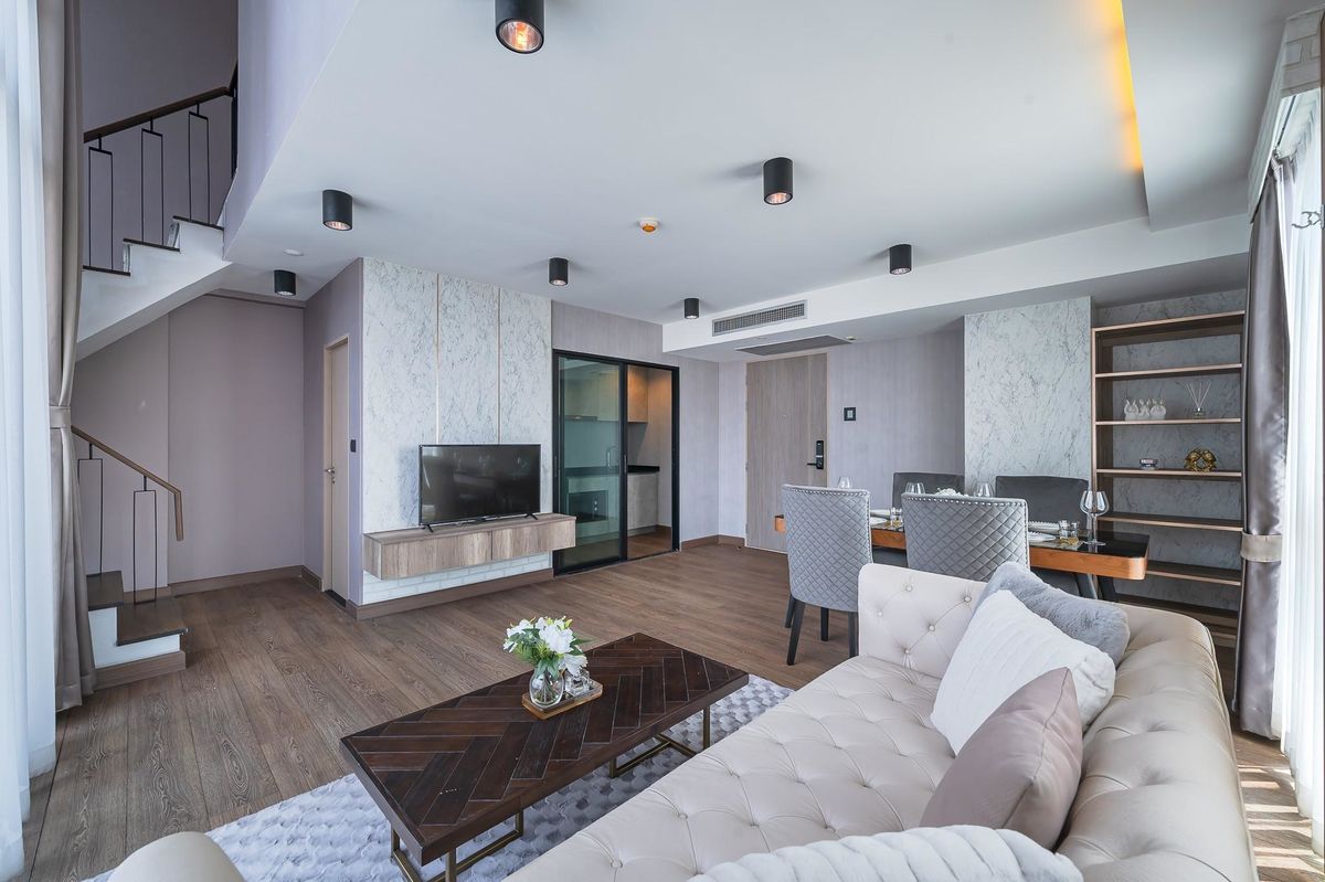 ขายคอนโดอ่อนนุช อุดมสุข : LTH12307 – The Unique Sukhumvit 62/1 FOR SALE Size 113.75 sqm. 3 beds 3 baths Near BTS Bang Chak Station ONLY 14.9 MB