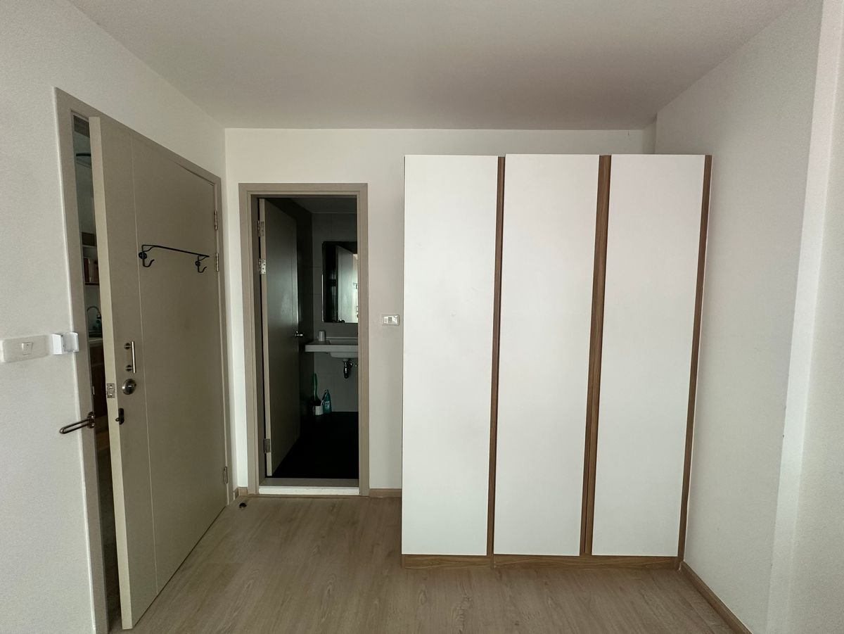 ขายคอนโดอ่อนนุช อุดมสุข : ขายด่วน ถูกสุด เอลลิโอ สุขุมวิท 64 1 ห้องนอน ชั้นสูง วิวสระ ใกล้บีทีเอสปุณณวิถี/อุดมสุข 700ม. ฟรีรถรับส่ง ใกล้ทรูดิจิตอล, 7-11, jaspal** Tel: 0863649888 / Line: @751paggb