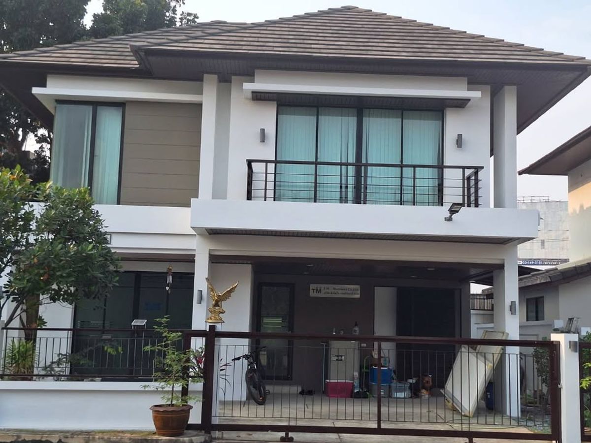 For SaleHouseBangna, Bearing, Lasalle : Detached house, Lewu Park Project