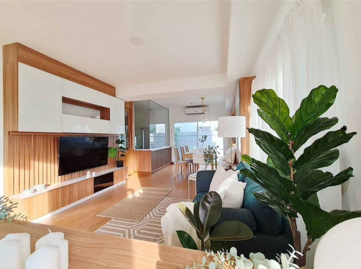 For RentTownhomeBangna, Bearing, Lasalle : LTHC12304 - Townhouse for Rent Indy Bangna Ramkhamhaeng 2 Size 120 SQ.M 3 Beds 2 Baths Near Yellow Line Sri iam Only 55K/Month