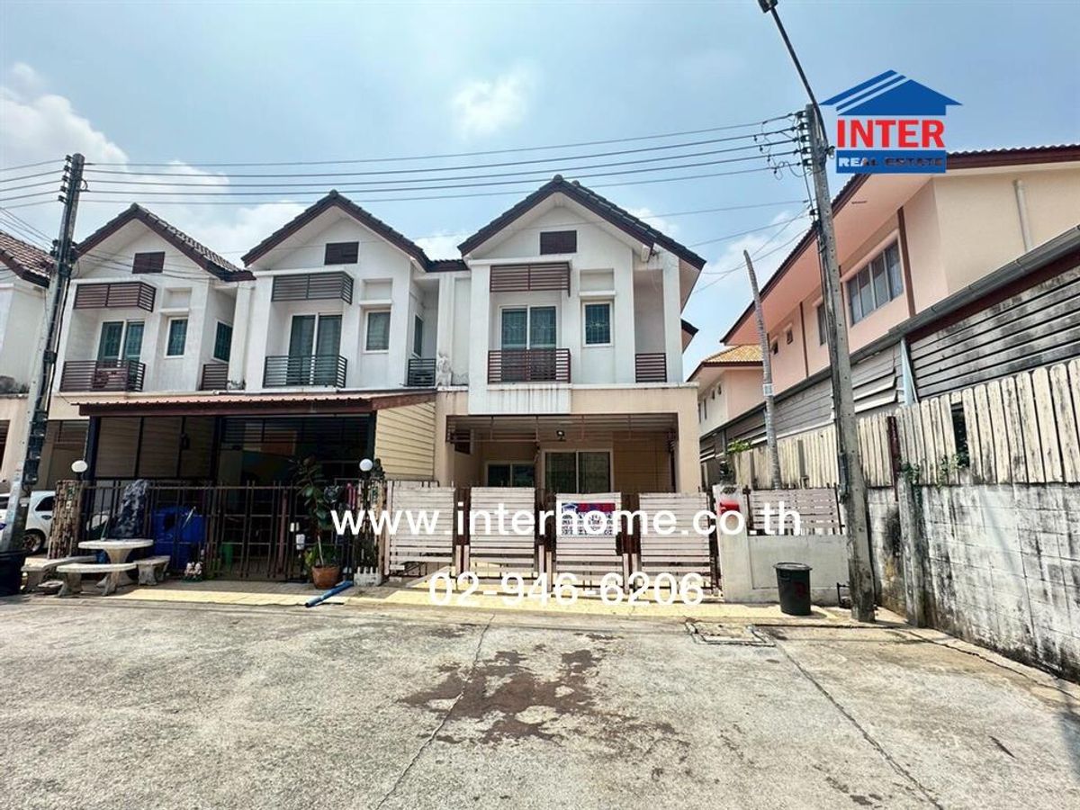 ขายทาวน์โฮมปทุมธานี รังสิต ธรรมศาสตร์ : ทาวน์เฮ้าส์ 2 ชั้น 30.9 ตร.ว. หมู่บ้านบุณฑริกลำลูกกา คลอง4 ใกล้ตลาดลาดสวาย ถนนรังสิต-นครนายก ถนนพระองค์เจ้าสาย คลอง4 ลำลูกกา ปทุมธานี