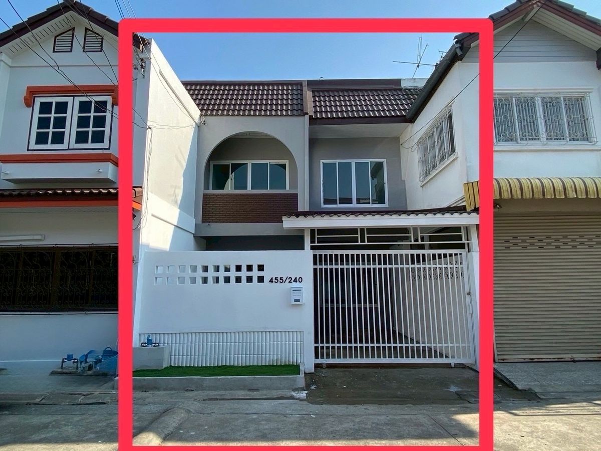 For RentTownhomePinklao, Charansanitwong : Rent‼ ️ 2 -story townhouse, Soi Charan Sanitwong 35, new renovation‼ ️3, sleep 3 water, park 1 car in the house, 2 air conditioners + 1 water heater