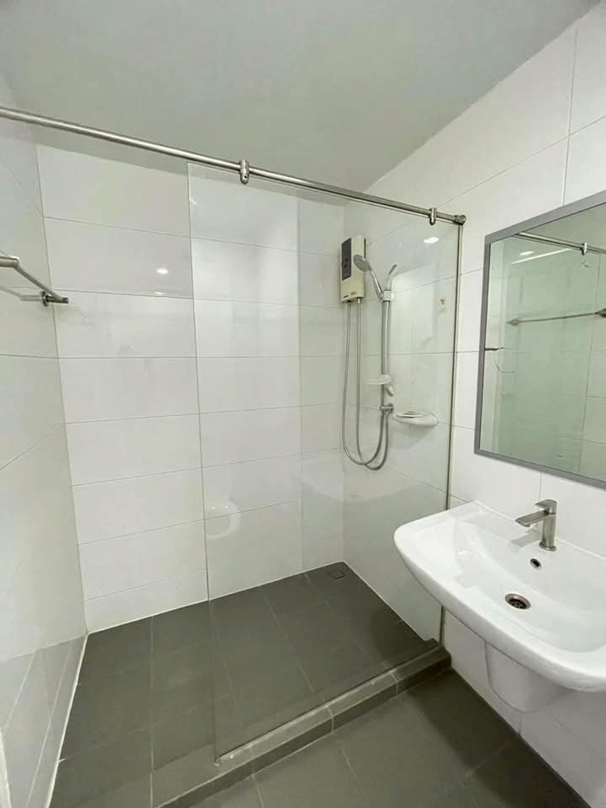 For SaleCondoRamkhamhaeng, Hua Mak : S-TPR118 Condo for sale, Ramkhamhaeng-Rama 9, 3rd floor, city view 26 sqm. 1 bedroom 1 water 1.95 million 064-959-8900