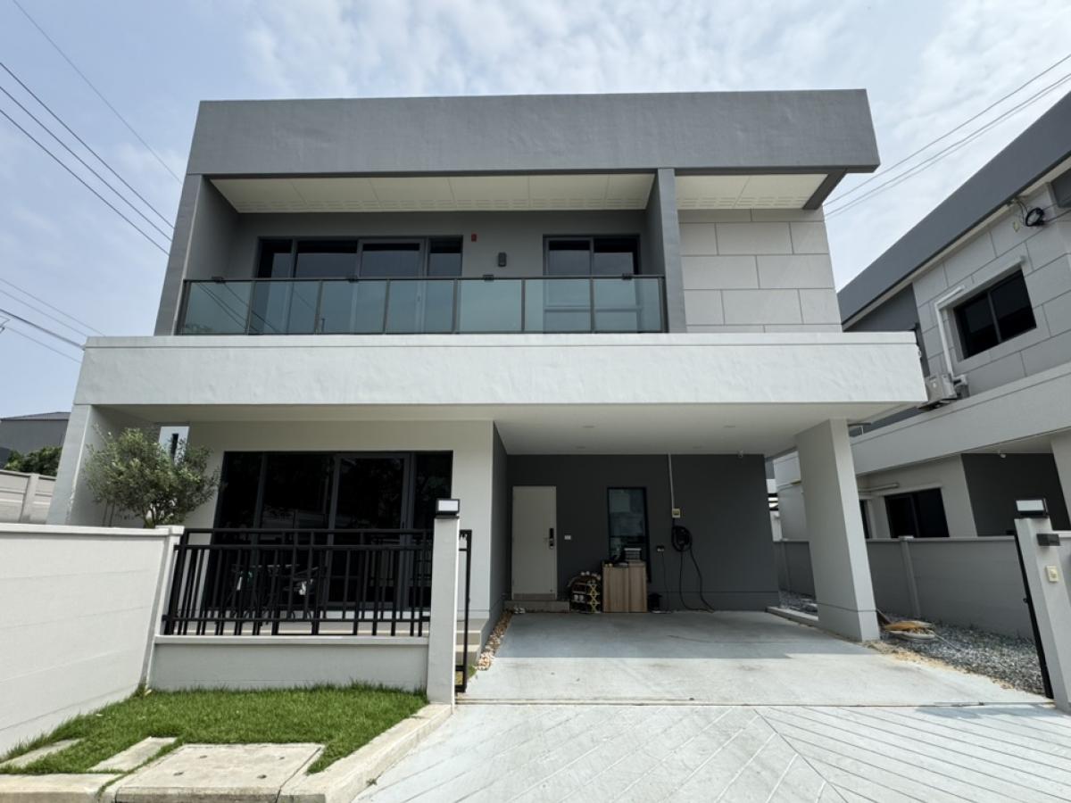 ให้เช่าบ้านบางนา แบริ่ง ลาซาล : 🔥Single House for rent Centro Bangna 🔥Nearby Mega Bangna