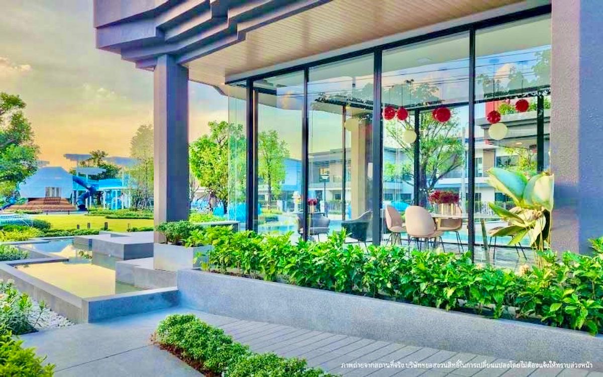 ขายบ้านลาดกระบัง สุวรรณภูมิ : 🌠𝐒𝐔𝐏𝐄𝐑 𝐃𝐄𝐀𝐋🌠 𝐕𝐄𝐍𝐔𝐄 𝐈𝐃 มอเตอร์เวย์ - พระราม 𝟗 บ้านเดี่ยวสไตล์โมเดิร์น 𝟓𝟒 ตร.วา เริ่มเพียง 𝟗.𝟗 ล้าน*📱𝟎𝟔𝟐-𝟓𝟐𝟔-𝟔𝟓𝟗𝟎