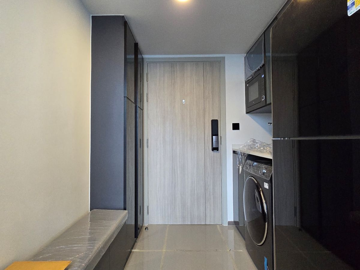 CondoSiam Paragon ,Chulalongkorn,Samyan : Park Origin Chula Samyan【𝐒𝐄𝐋𝐋 & 𝐑𝐄𝐍𝐓】🔥Luxury without showing off - cool with materials, softened with light🔥 Contact Line ID: @hacondo