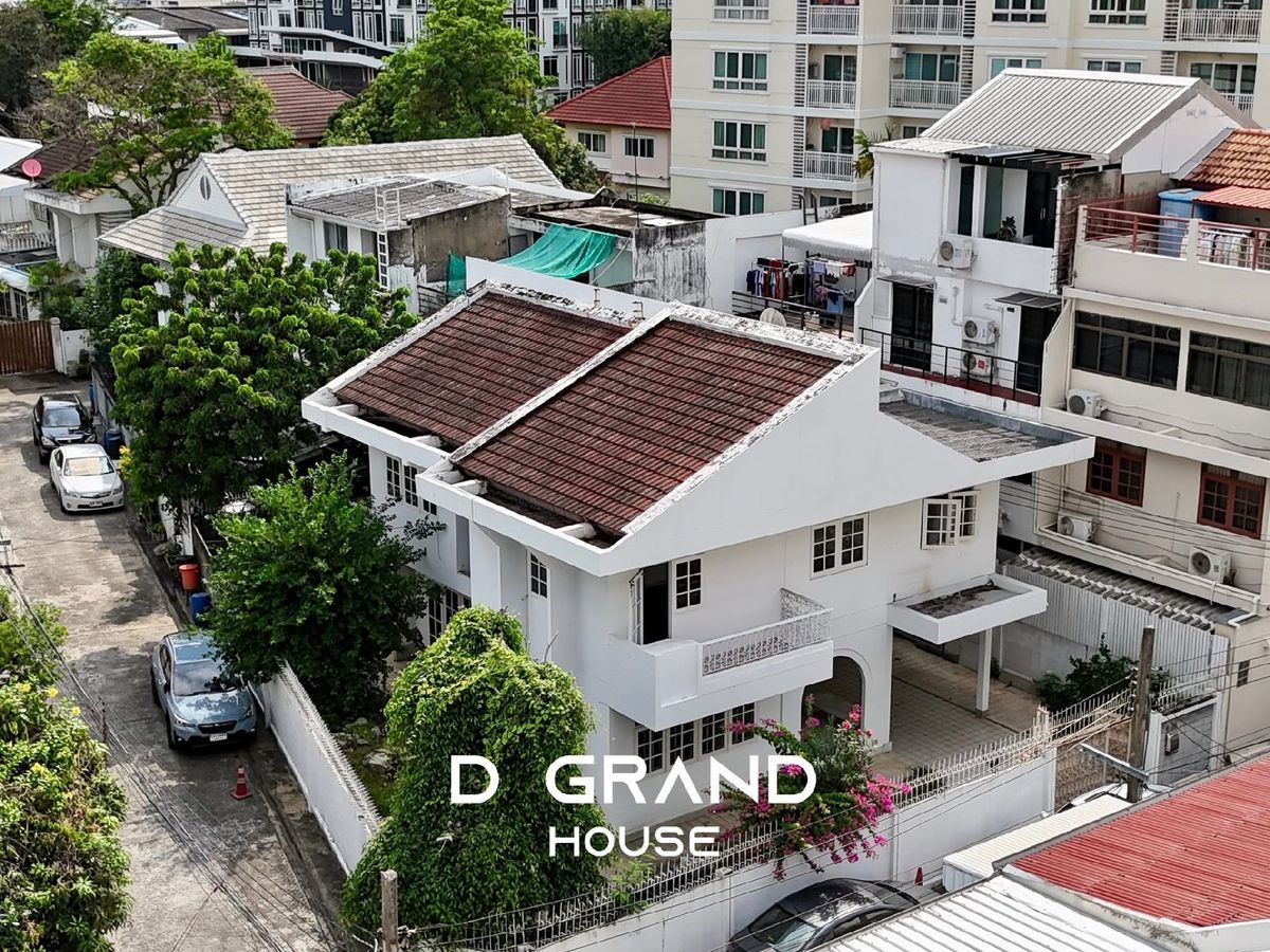 ขายบ้านสาทร นราธิวาส : ขาย บ้านเดี่ยวหลังมุม ซอยเย็นอากาศ — ทำเลดี บนทำเลศักยภาพ