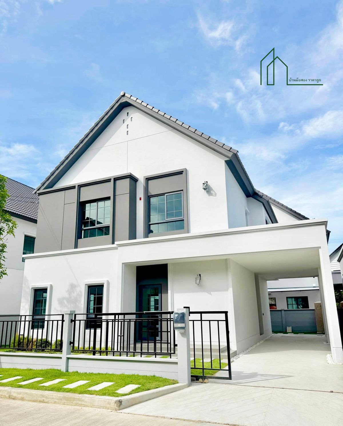 For SaleHouseBangna, Bearing, Lasalle : Detached house, Senro, Bangna, near Mega Bangna, free of all expenses, transfer date