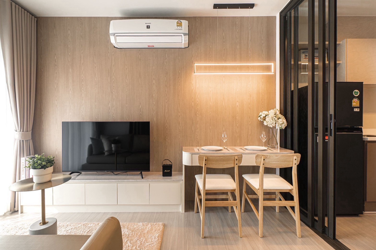For RentCondoThaphra, Talat Phlu, Wutthakat : LIFE Sathorn Sierra Condo for rent, size 40 sq.m., rental 20,000 baht, 1 year 1 Bedroom 1 MultipurPose Room1 Bathroom Digital Door Lock, 5 Rai, 19, room