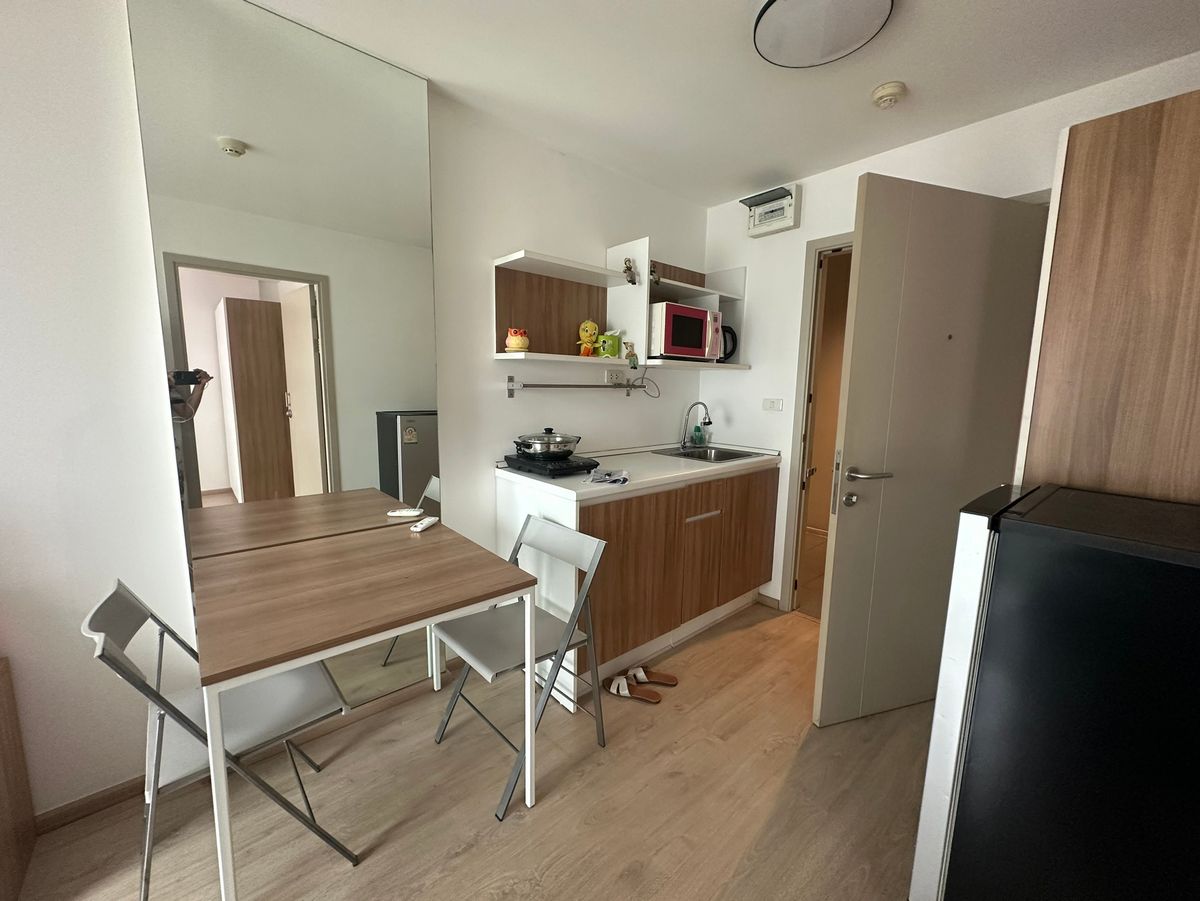 ขายคอนโดอ่อนนุช อุดมสุข : ขายด่วน ถูกสุด เอลลิโอ สุขุมวิท 64 1 ห้องนอน ชั้นสูง วิวสระ ใกล้บีทีเอสปุณณวิถี/อุดมสุข 700ม. ฟรีรถรับส่ง ใกล้ทรูดิจิตอล, 7-11, jaspal** Tel: 0863649888 / Line: @751paggb