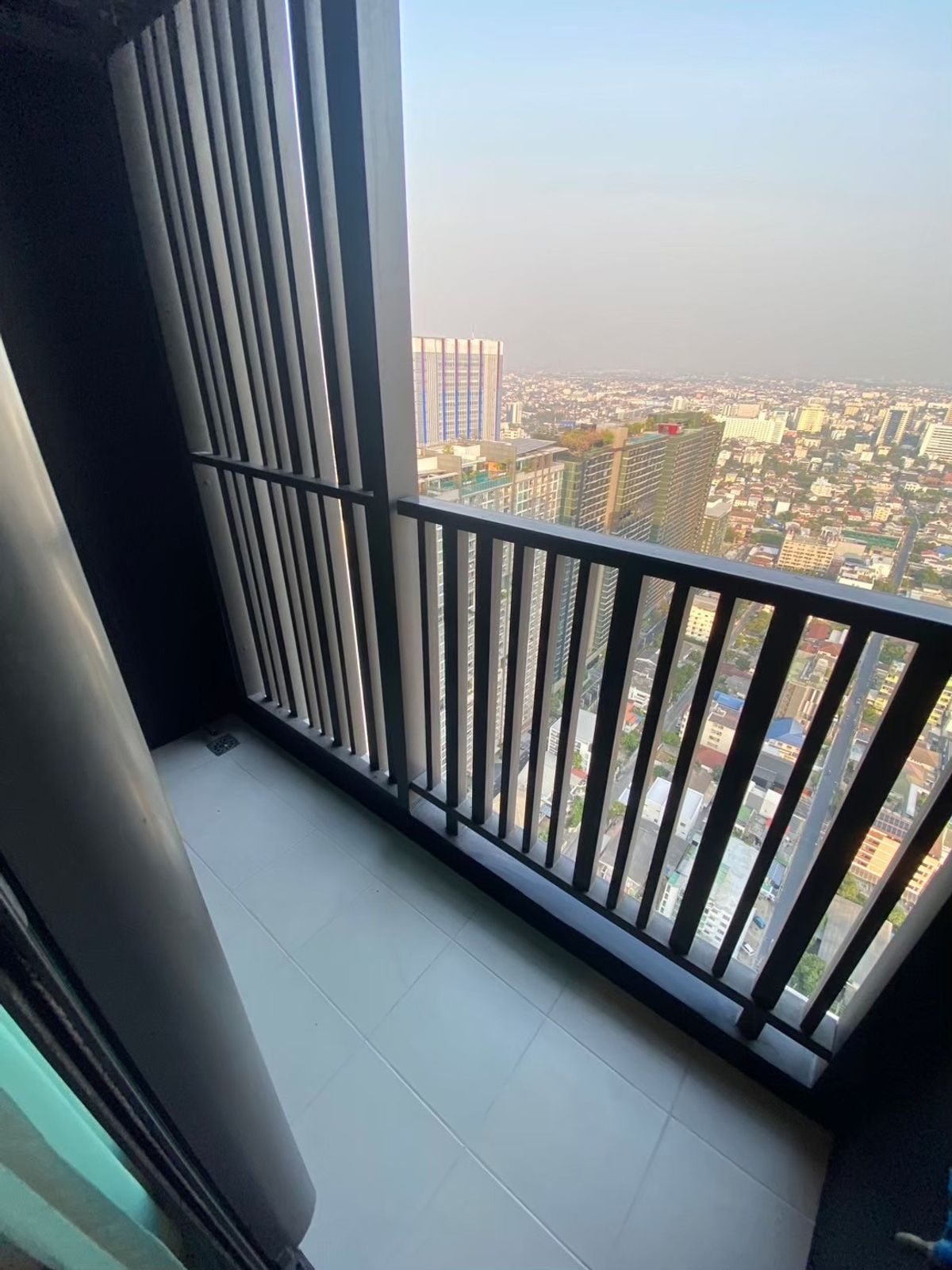 For RentCondoLadprao, Central Ladprao : For rent Life Ladprao Price 20,000 baht/month [MNr250301]