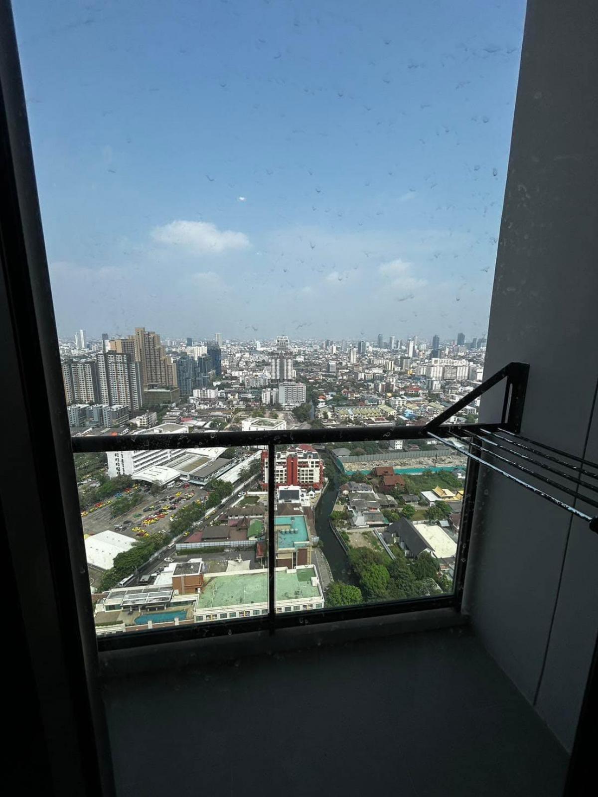 For RentCondoSapankwai,Jatujak : M Jatujak, 1 bed, 18000 per month