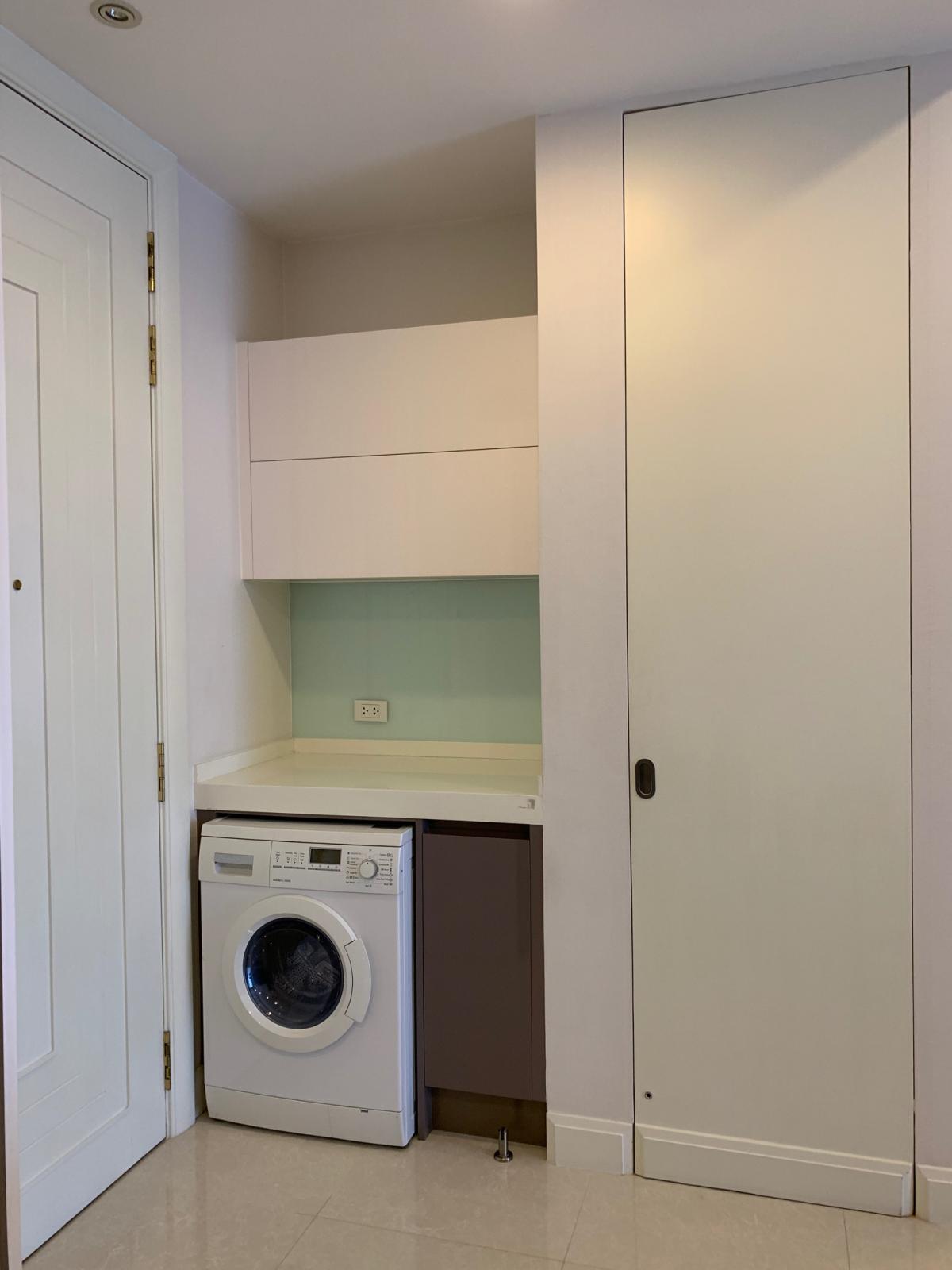 ขายคอนโดวิทยุ ชิดลม หลังสวน : 28/02/2026, รวมค่าโอนคอนโดสุดหรู Q Langsuan ใกล้ BTS ราชดำริ 2 ห้องนอน, 92 ตร.ม. พร้อมสระว่ายน้ำ-ฟิตเนส ราคา 18.9 ลบ.