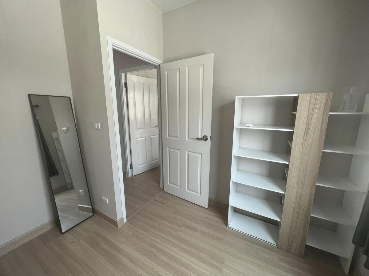 ให้เช่าบ้านสมุทรปราการ สำโรง : 28/02/2026, บ้านสวย 3 ห้องนอน The Village Bangna Wongwaen 3 พร้อมอยู่ ใกล้รถไฟฟ้า เช่าหรือซื้อได้ ราคาดี เริ่มต้นที่ 36,000 บาทต่อเดือน