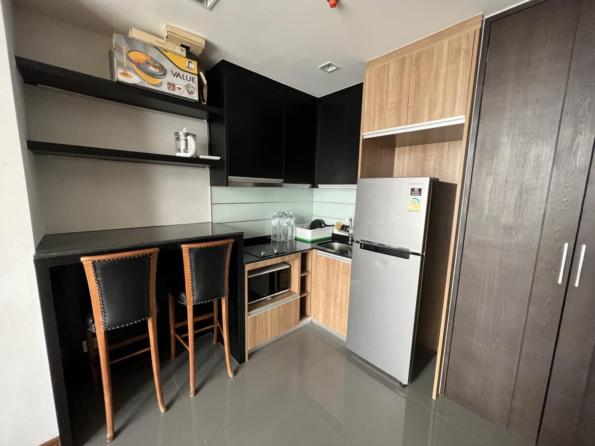 For RentCondoRatchathewi,Phayathai : 03/04/2026, # Beautiful room in the heart of Siam! Rent a condo at Wish Signature Midtown Siam near BTS Ratchathewi for only 22,000 baht/month 0642748883