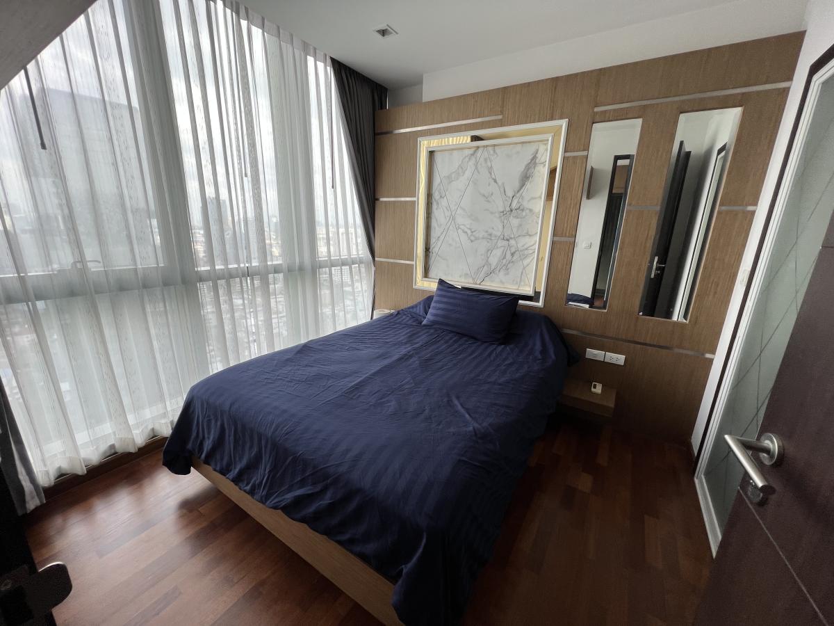 For RentCondoRatchathewi,Phayathai : 03/04/2026, # Beautiful room in the heart of Siam! Rent a condo at Wish Signature Midtown Siam near BTS Ratchathewi for only 22,000 baht/month 0642748883
