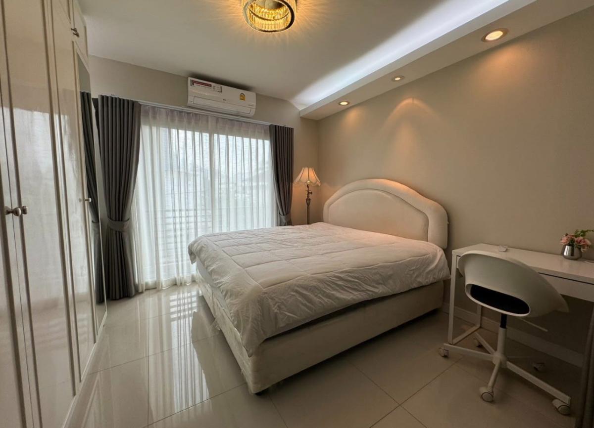 For RentCondoAri,Anusaowaree : 03/04/2026, Ready to move in! The Seed Phaholyothin 14, 1 bedroom, 14,500 THB/month. Close to Ari BTS.
Beautiful condo, convenient, fully equipped with amenities! 0642748883
