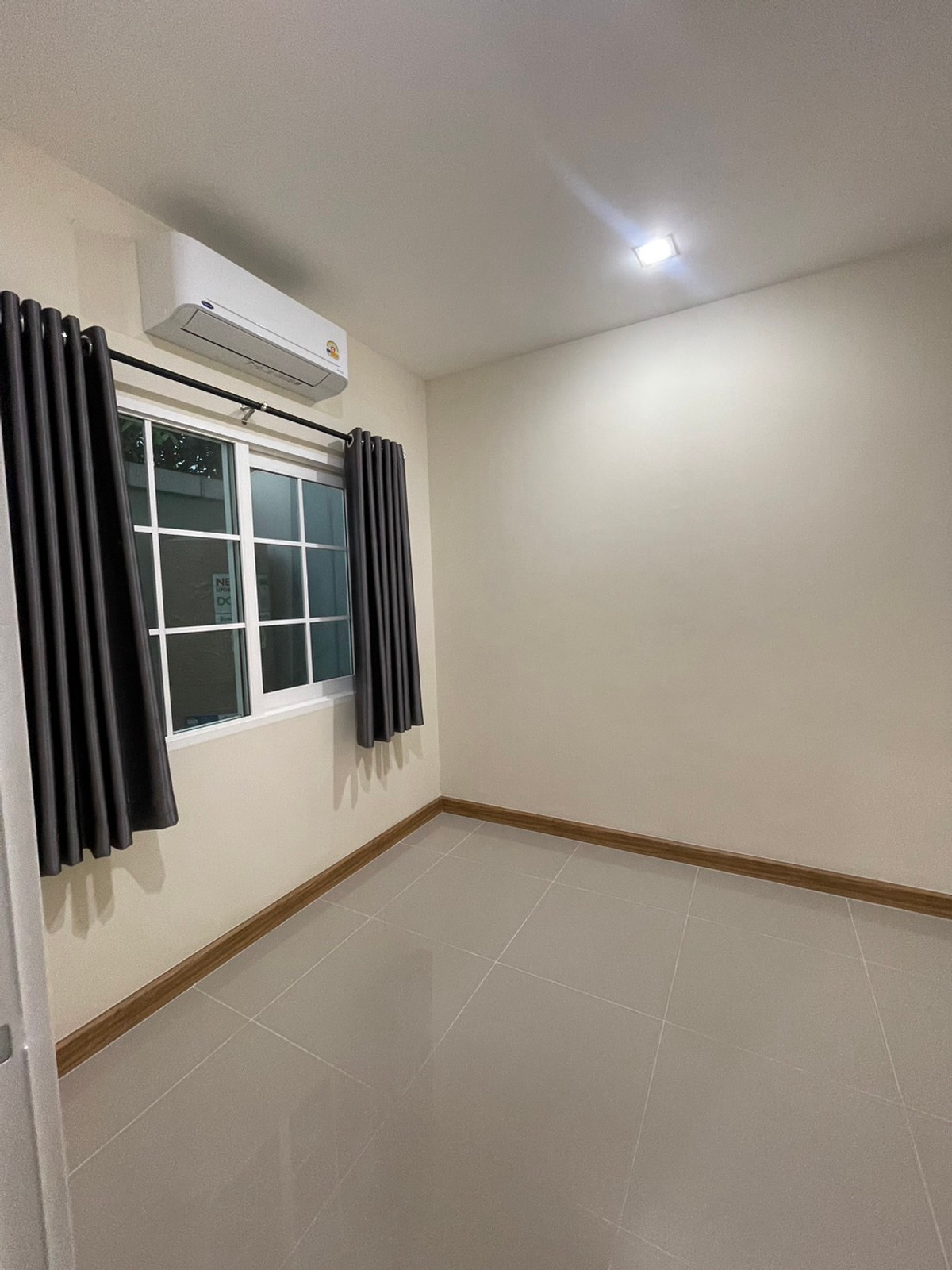 ให้เช่าทาวน์โฮมปทุมธานี รังสิต ธรรมศาสตร์ : ให้เช่าทาวน์โฮม แต่งเฟอร์พร้อมอยู่ ✅18,000/เดือน✅ โกลเด้นทาวน์ วิภาวดี-รังสิต