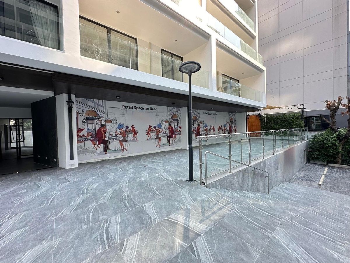 ให้เช่าอาคารพาณิชย์สุขุมวิท อโศก ทองหล่อ : 🔥🔥 Rent Commercial Space for Restaurant in New Building — Prime Location in Asoke Nana, Sukhumvit 15 : Rent 140,000baht per month 92sqm