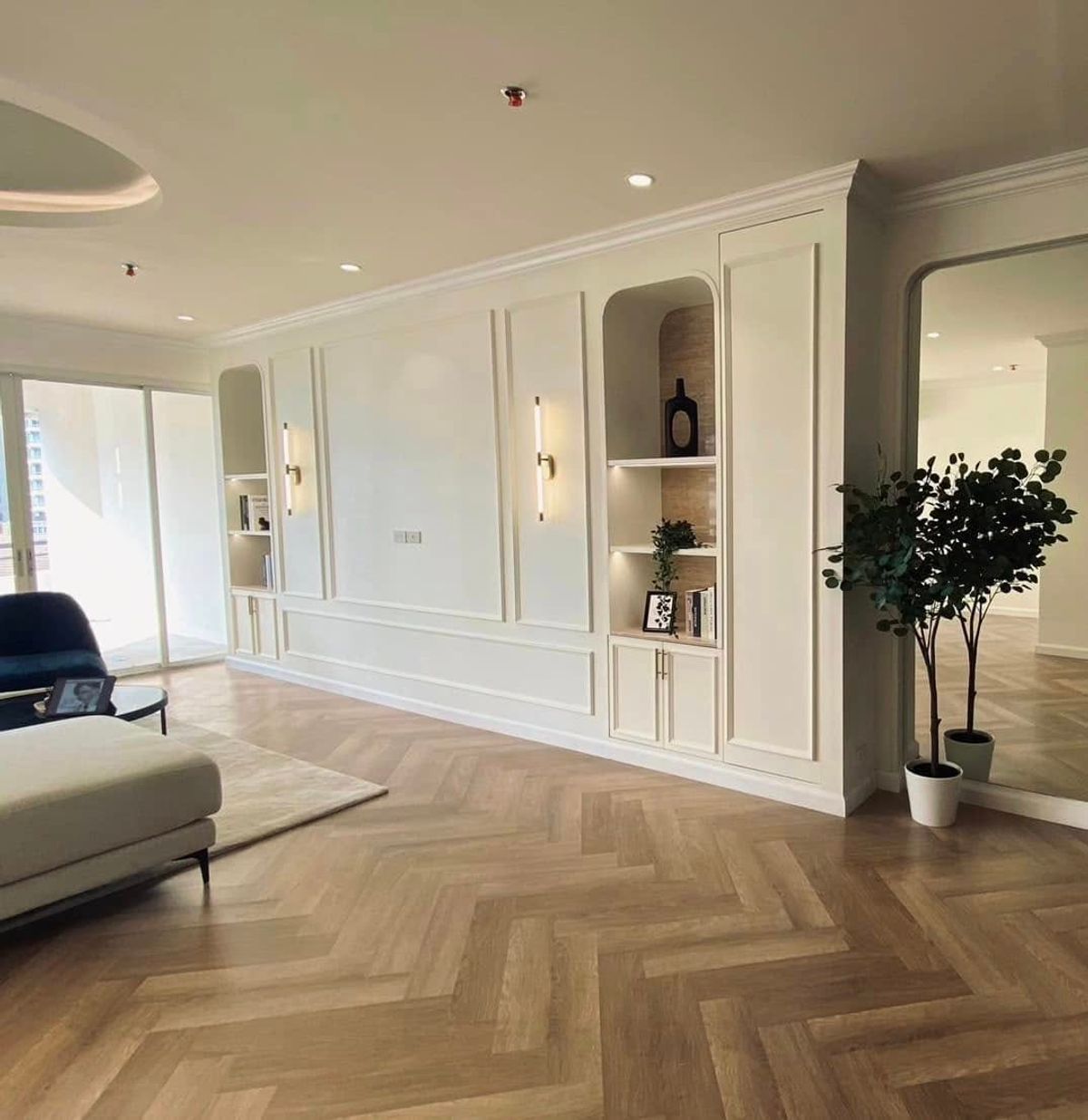 For SaleCondoSukhumvit, Asoke, Thonglor : For Sale The Moonstone Thonglor Sukhumvit 59 Reign Condo, large room, contact 095-530-0101 (Emi)