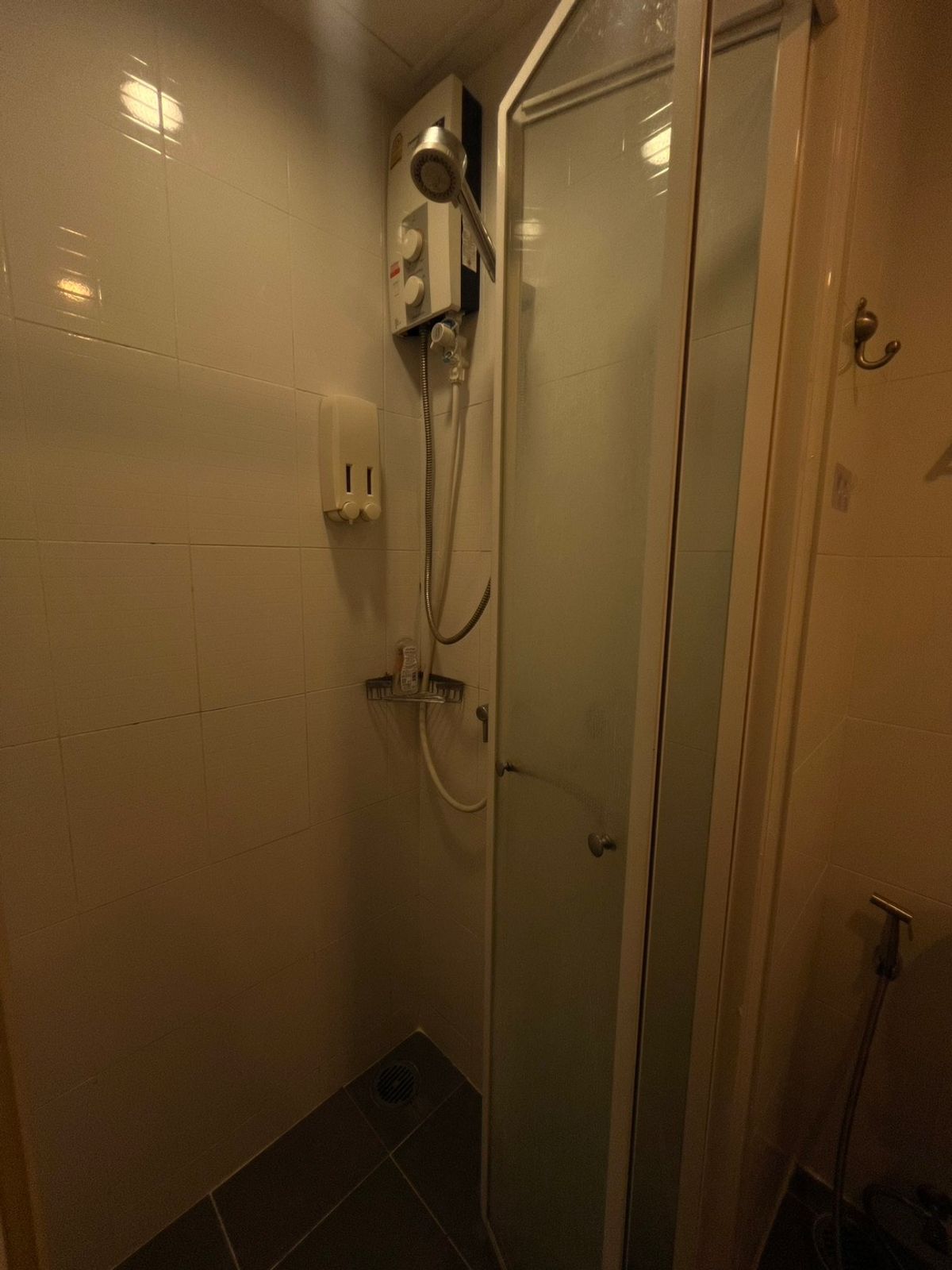 CondoOnnut, Udomsuk : P-2684 Sell/Rent now! Condo LPN 77-2 Beautiful room, complete furniture near BTS On Nut