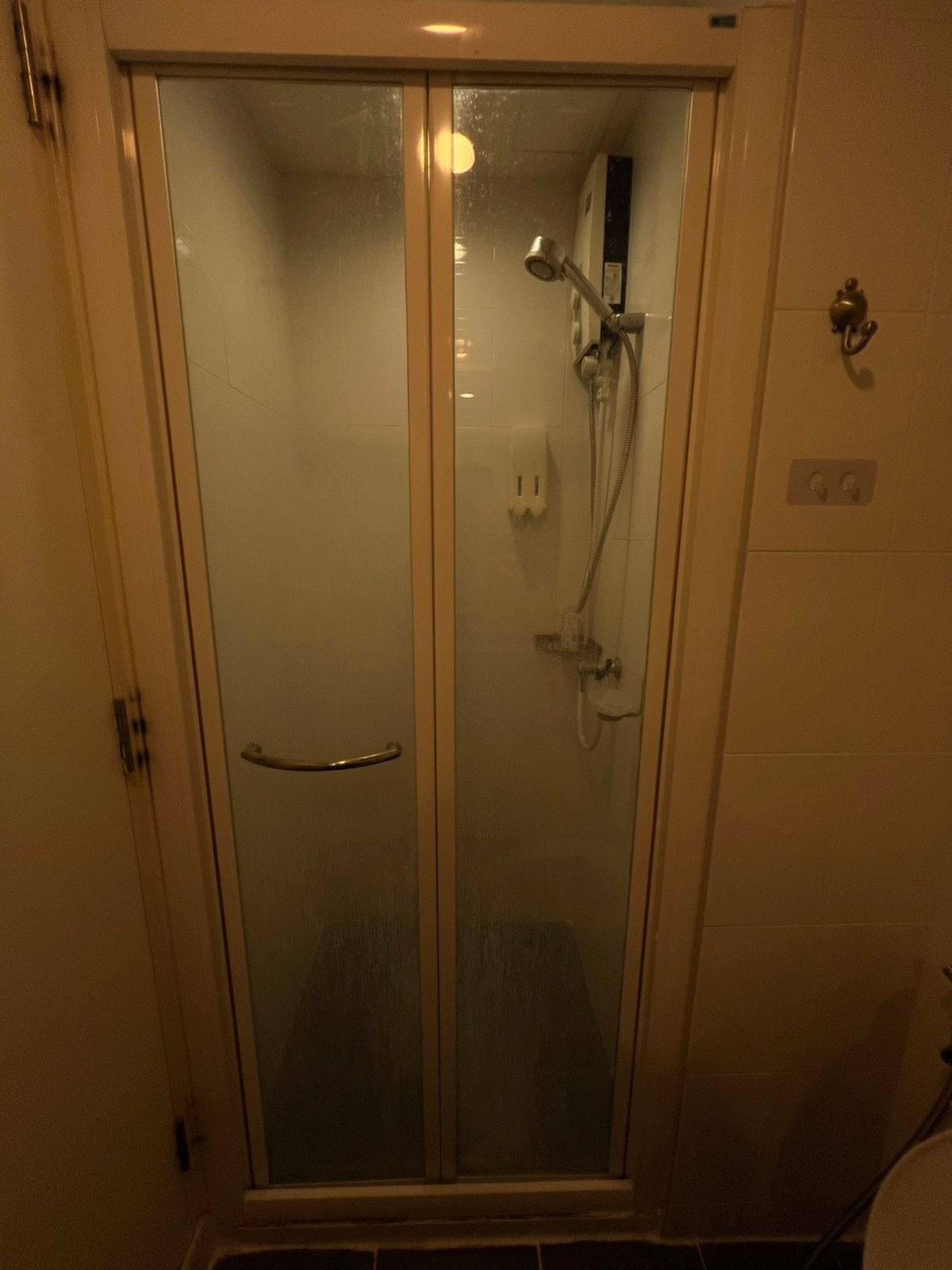 CondoOnnut, Udomsuk : P-2684 Sell/Rent now! Condo LPN 77-2 Beautiful room, complete furniture near BTS On Nut