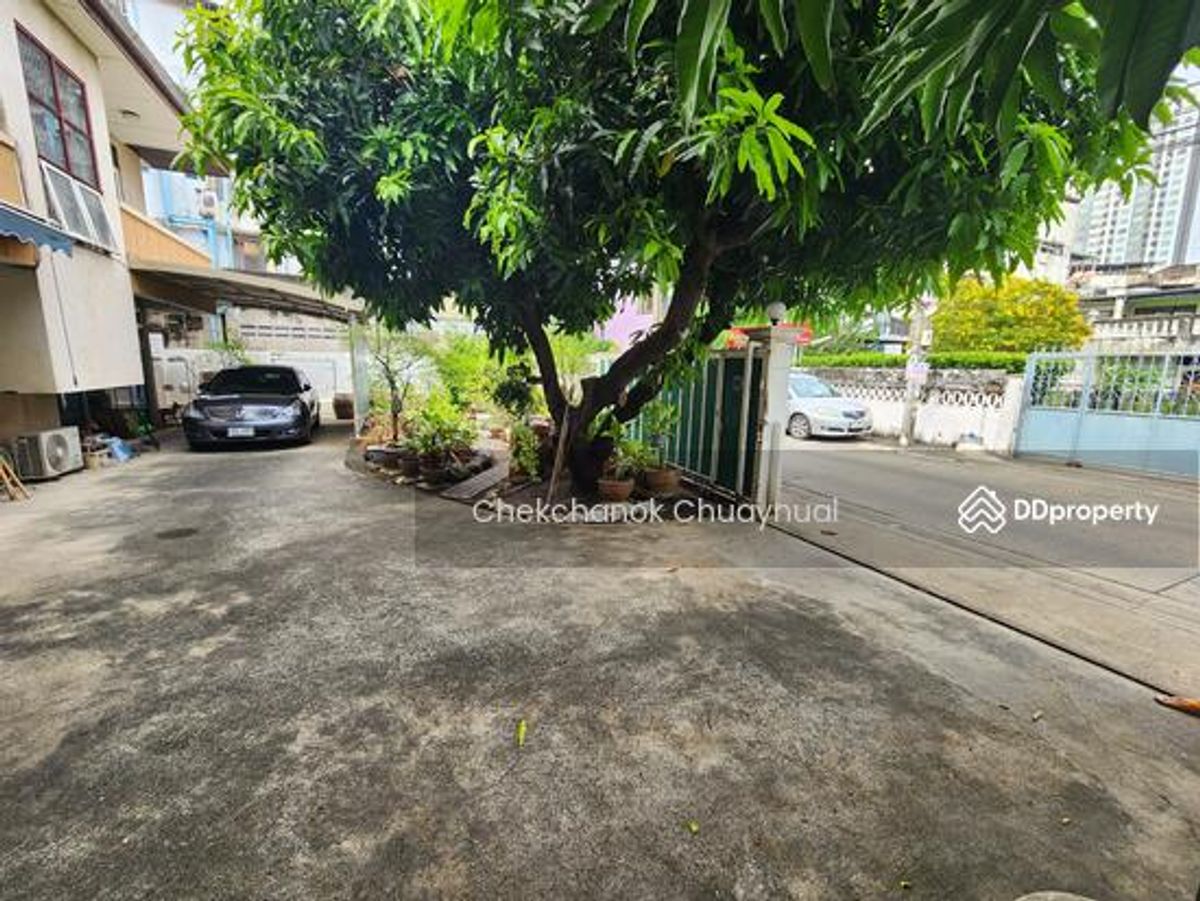 For SaleHouseChaengwatana, Muangthong : House for sale in Ngamwongwan Road, 89 sq.m., Soi 28, 1-2 for sale, only 6.5MB