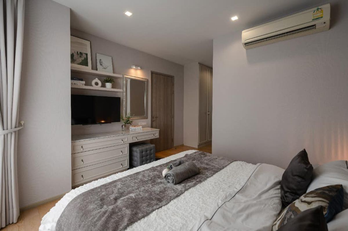 For SaleCondoSukhumvit, Asoke, Thonglor : For Sale HQ Thonglor Fully Furnished, luxury condo near BTS Thonglor, contact 095-530-0101 (Emi)