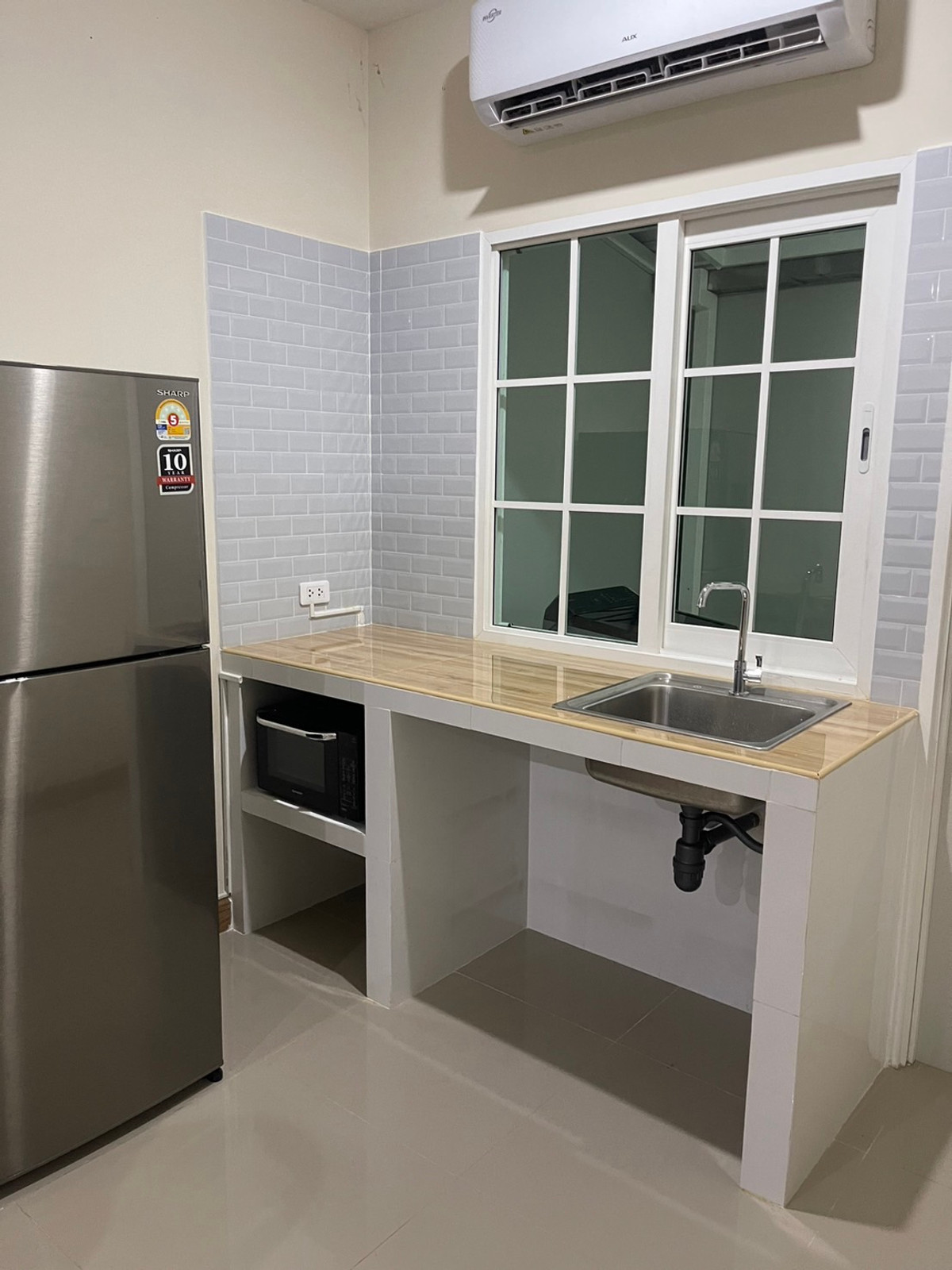 ให้เช่าทาวน์โฮมปทุมธานี รังสิต ธรรมศาสตร์ : ให้เช่าทาวน์โฮม แต่งเฟอร์พร้อมอยู่ ✅18,000/เดือน✅ โกลเด้นทาวน์ วิภาวดี-รังสิต