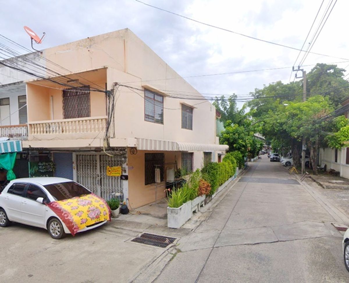 For RentTownhomeOnnut, Udomsuk : Good location after corner 26 sq.w. Wachiratham Sathit 36-42 Rental 2 floors, 206 sq.m., 2 bedrooms, 2 bathrooms, Udomsuk 2 km. Central Bangna 1.8 km.