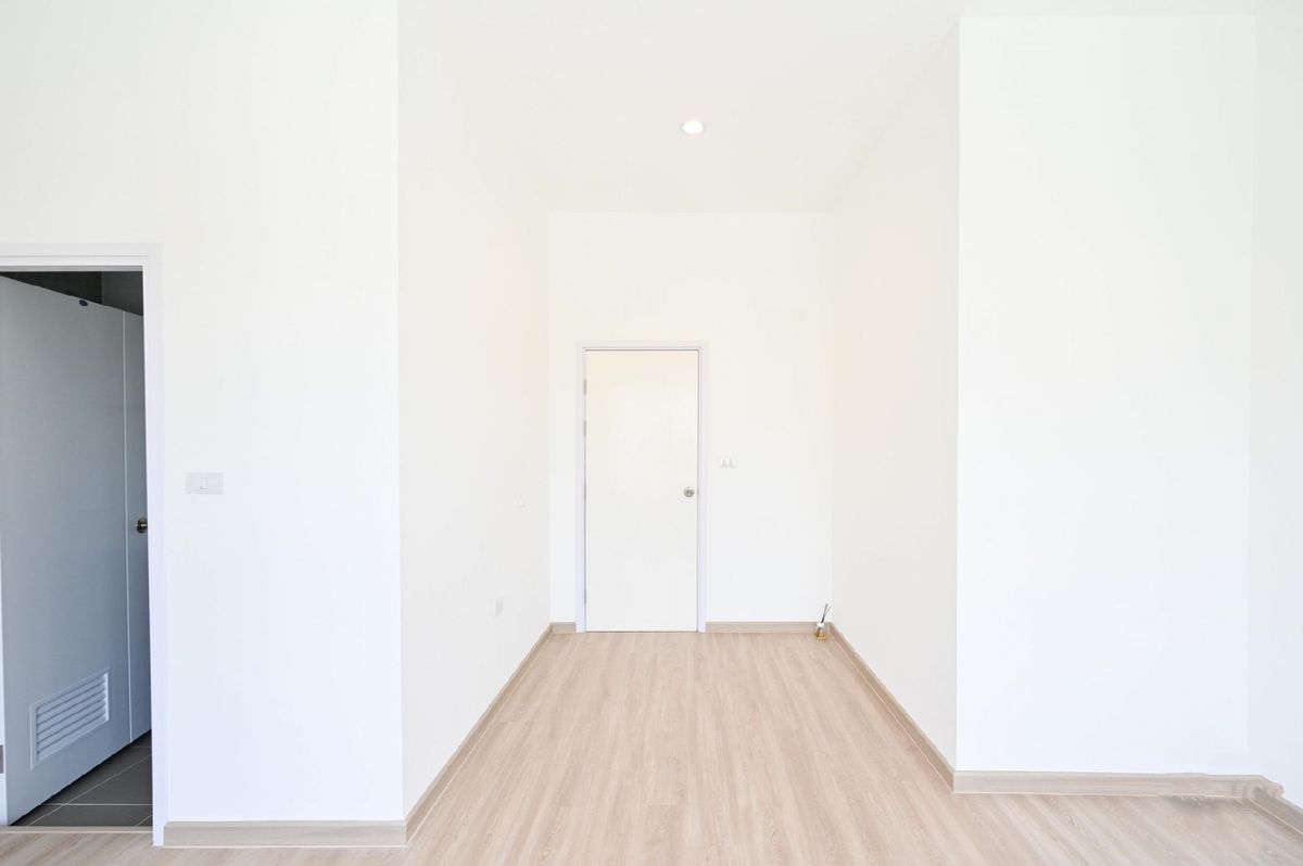 ขายทาวน์โฮมบางแค เพชรเกษม : ขายทาวน์โฮมหรู 2 ชั้น ในโครงการ “MLife บางแค-สาทร” พรีเมี่ยมทาวน์โฮม ใกล้รถไฟฟ้าหลักสอง