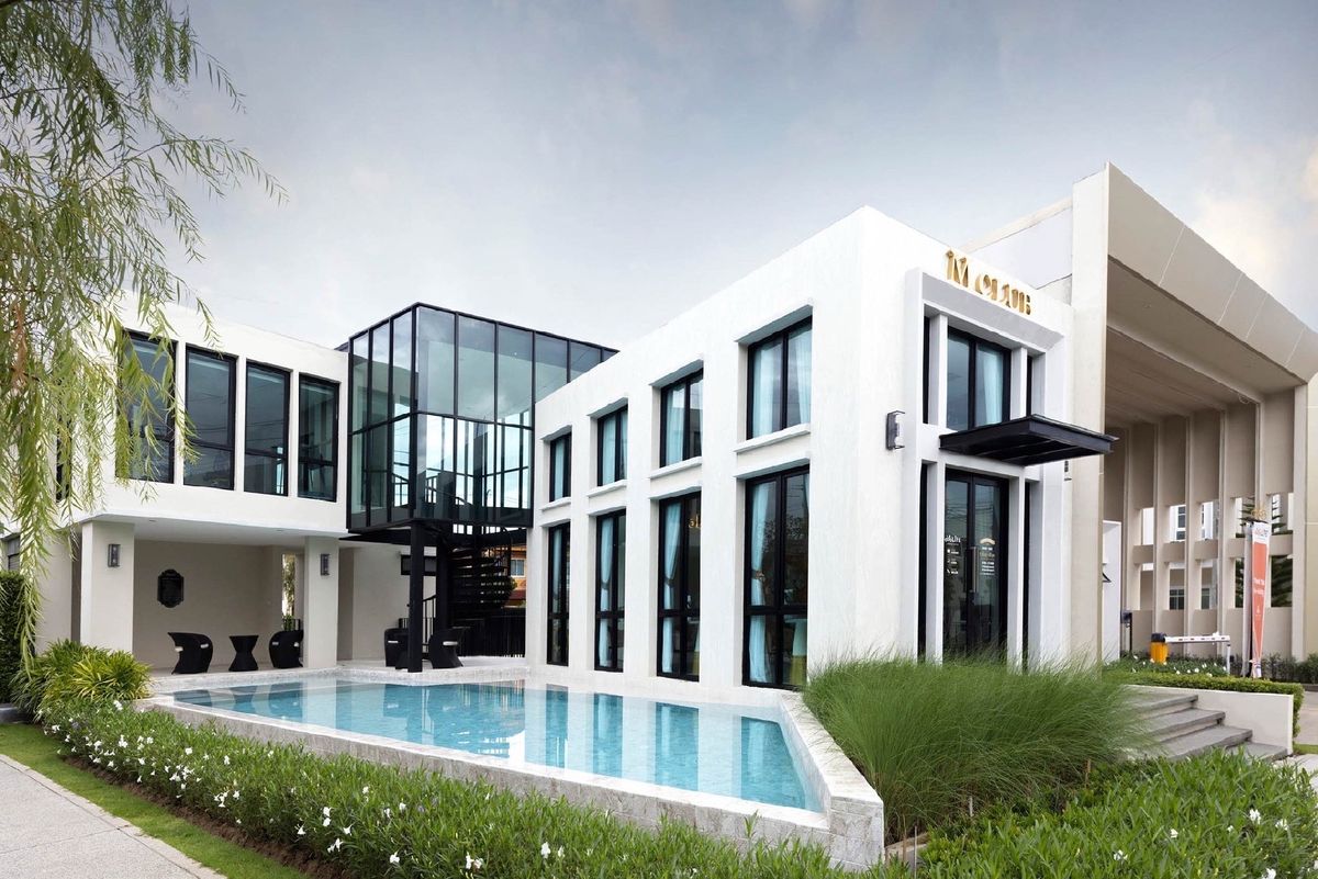 ขายทาวน์โฮมบางแค เพชรเกษม : ขายทาวน์โฮมหรู 2 ชั้น ในโครงการ “MLife บางแค-สาทร” พรีเมี่ยมทาวน์โฮม ใกล้รถไฟฟ้าหลักสอง