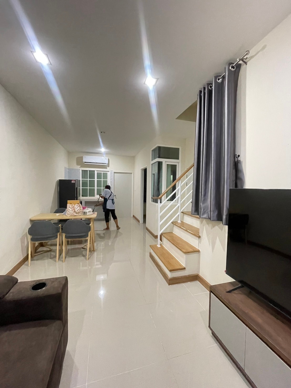 ให้เช่าทาวน์โฮมปทุมธานี รังสิต ธรรมศาสตร์ : ให้เช่าทาวน์โฮม แต่งเฟอร์พร้อมอยู่ ✅18,000/เดือน✅ โกลเด้นทาวน์ วิภาวดี-รังสิต