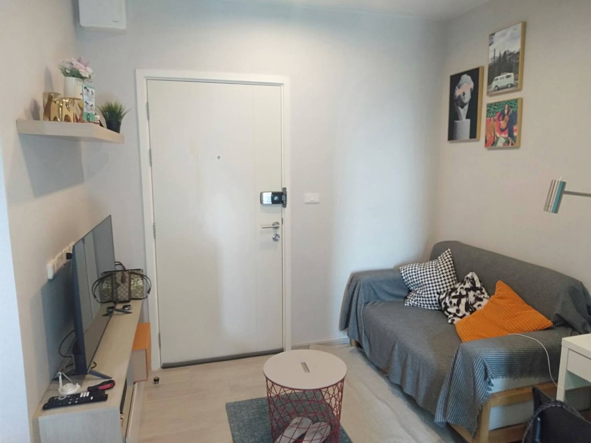 For RentCondoRama9, Petchburi, RCA : 💥 Rent !!! Privacy Rama 9 (Ramkhamhaeng Road) Size 23 sqm. Floor 21, price 11,500 baht, furniture and electrical appliances.