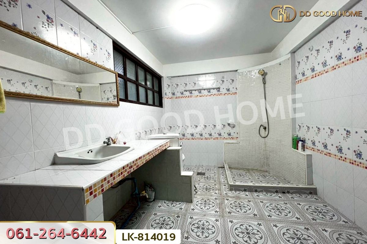 ขายมหาชัย สมุทรสาคร : LK-814019 บ้านแฝด หมู่บ้านคุ้มทอง กระทุ่มแบน สมุทรสาคร ใกล้โรงพยาบาลกระทุ่มแบน