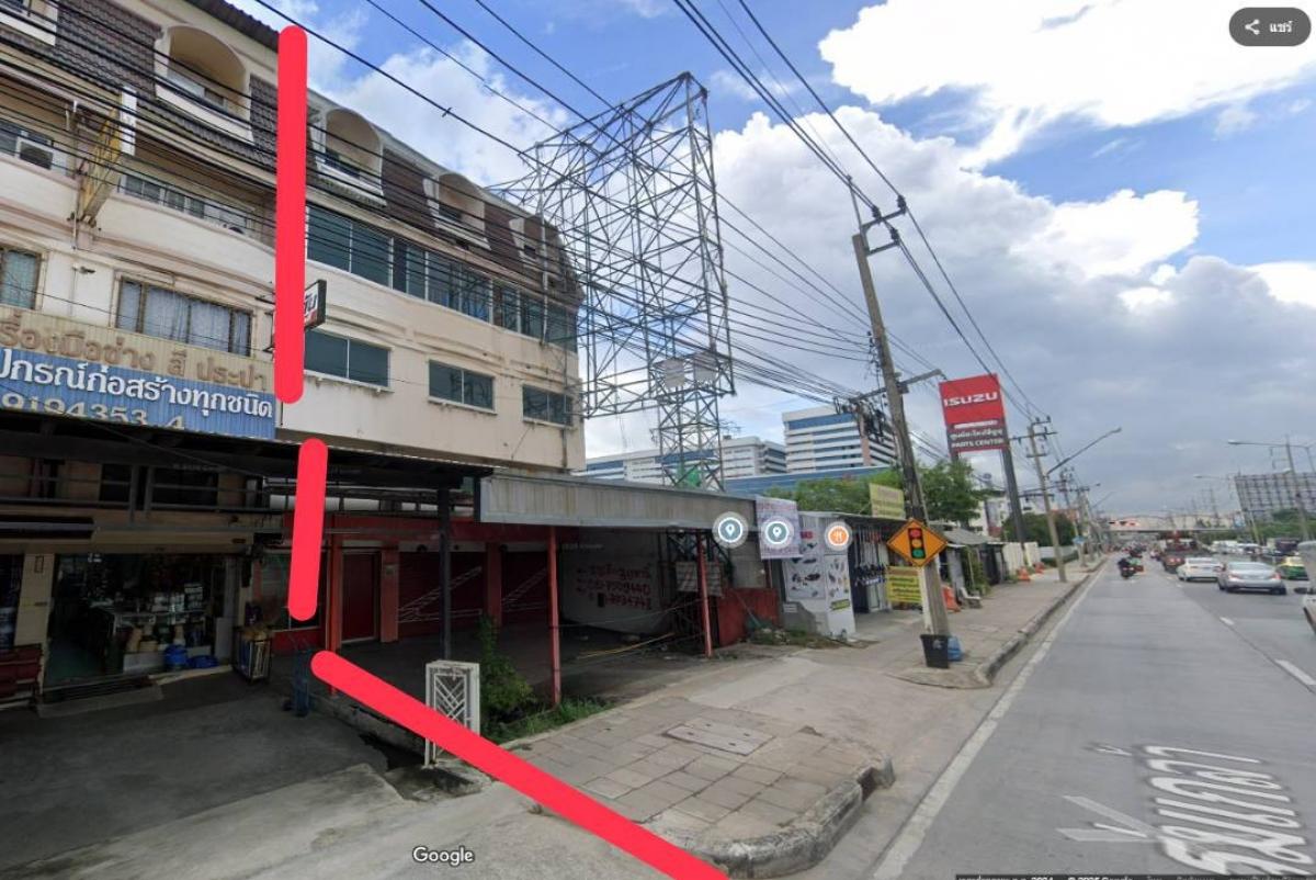 For SaleShop HouseMin Buri, Romklao : Selling cheap commercial buildings 4.5, 3rd floor, room, corner room, Romklao road