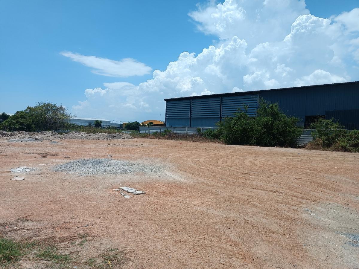 For SaleLandSamut Prakan,Samrong : Land for sale, 371 sq.w., which is beautiful, suitable for building a factory warehouse, Soi Sunthorn, Bang Pla, near Suwanbut Project