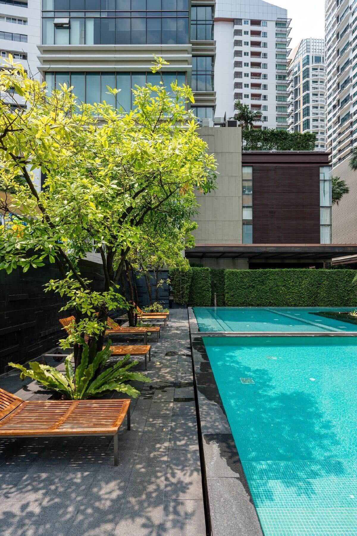 ขายคอนโดสุขุมวิท อโศก ทองหล่อ : For Sale The Emporio Place | คอนโด High-end ใจกลางสุขุมวิท 24 ติดต่อ 095-530-0101 (เอ็มมี่)