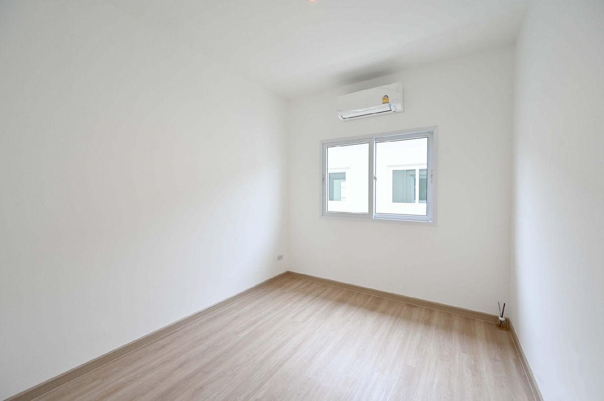 ขายทาวน์โฮมบางแค เพชรเกษม : ขายทาวน์โฮมหรู 2 ชั้น ในโครงการ “MLife บางแค-สาทร” พรีเมี่ยมทาวน์โฮม ใกล้รถไฟฟ้าหลักสอง