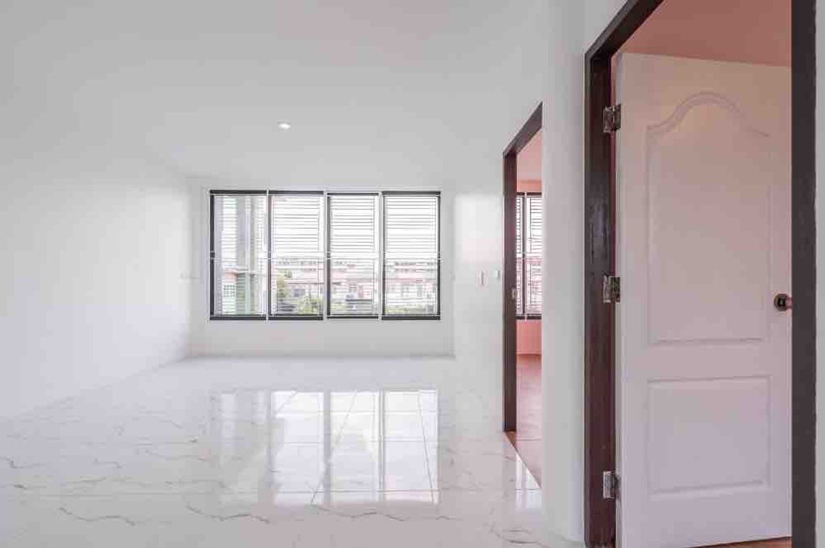 For SaleHome OfficeKasetsart, Ratchayothin : 📢👇 3-storey home office, newly built according to Feng Shui principles, good location, in the heart of Ratchayothin, convenient to travel on many routes 