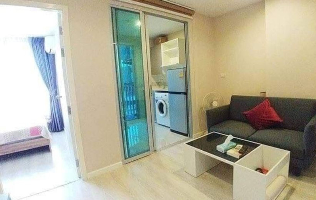 For RentCondoKhlongtoei, Kluaynamthai : For rent, Metro Luxe Rama 4, 6th floor, corner room.