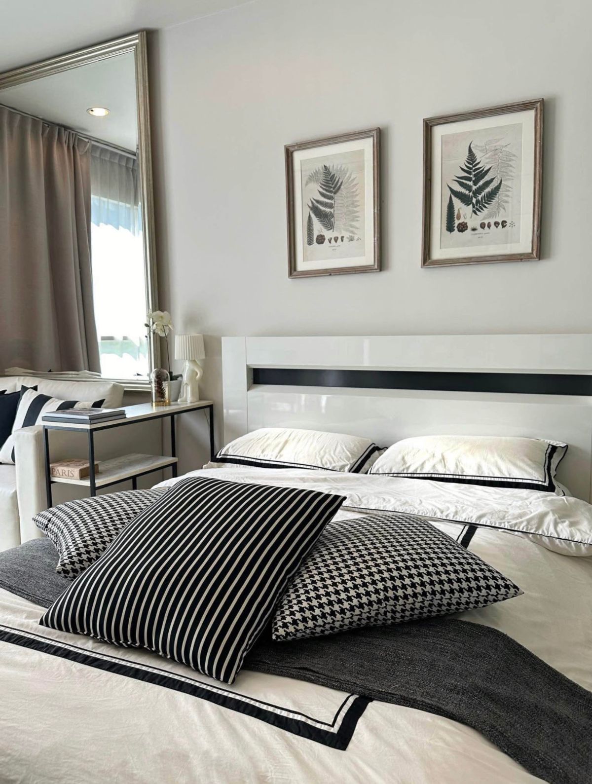 For RentCondoWitthayu, Chidlom, Langsuan, Ploenchit : ✨The Address Chidlom✨Beautiful 1B 1B size 42, Stunning view, Fully furnished, Stylish interior, Rent 30,000 THB/month (Fern 081-5965196)