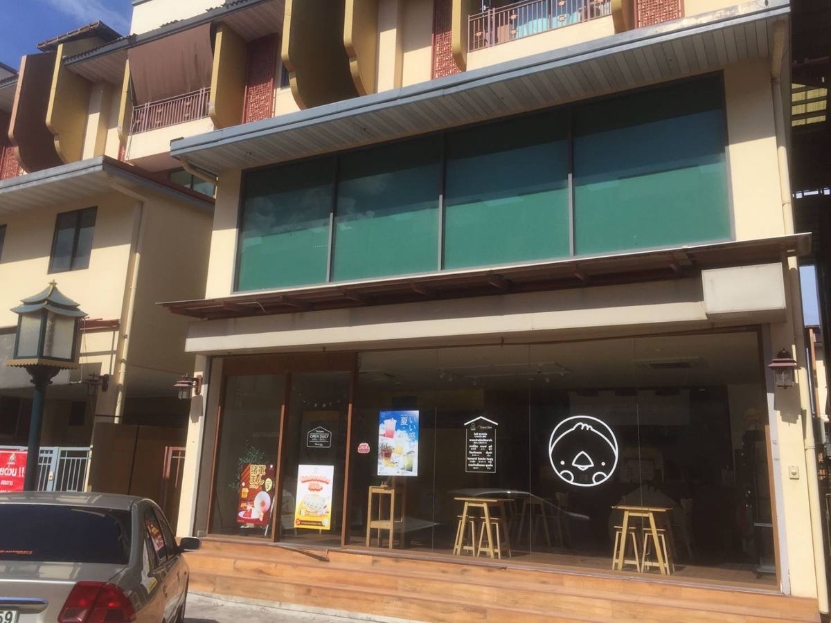 For RentTownhomePhutthamonthon, Salaya : For rent, 1st floor, 100 sqm. Can make a coffee shop.